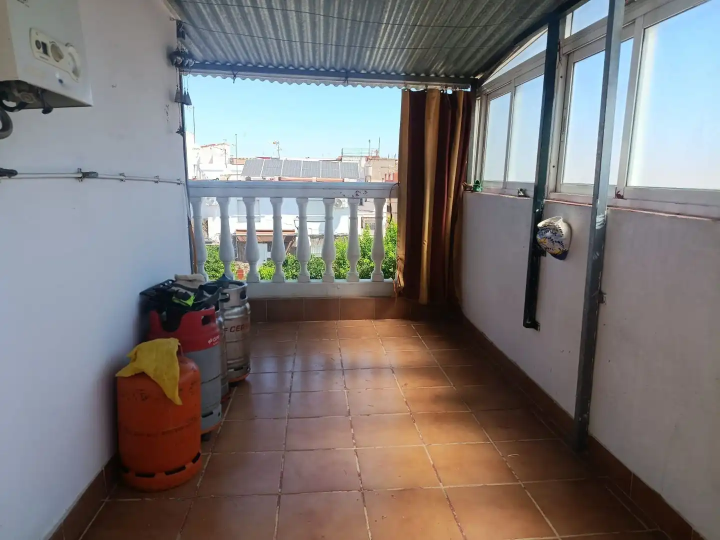 Piso en venta en Calle Rosalía de Castro, 11, Santiponce Terraza de Piso en venta en Santiponce con Aire acondicionado, Calefacción y Terraza