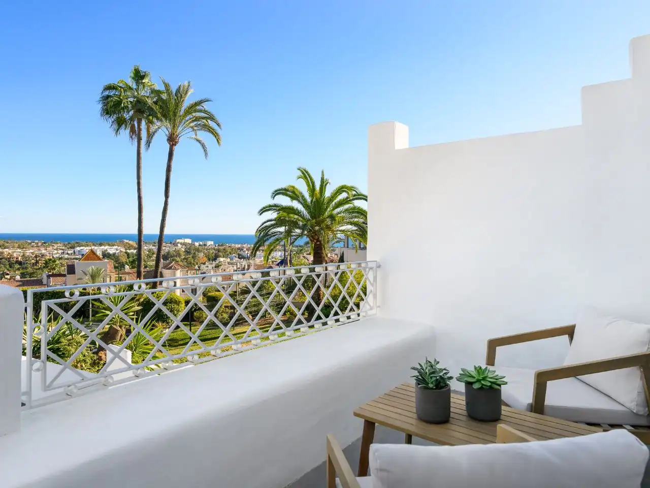 Dúplex en venta en Calle Jazmín, 106, Paraiso - Barronal Terraza de Dúplex en venta en Estepona con Aire acondicionado, Calefacción y Terraza