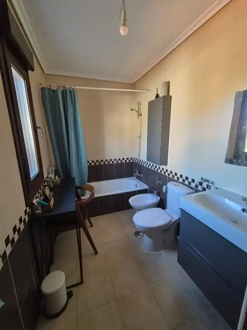 Bathroom of Houses for sale in Bustarviejo  with Heating, Private garden and Parquet flooring