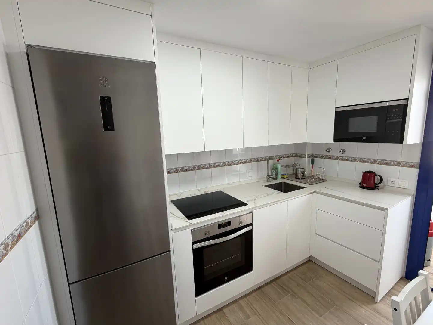 Wohnung zum Verkauf in Avenida Quinto Centenario, 94, V Centenario - Piletas - Capuchinos Küche von Wohnung zum Verkauf in Sanlúcar de Barrameda mit Klimaanlage, Gemeinschaftsparkplatz und Balkon