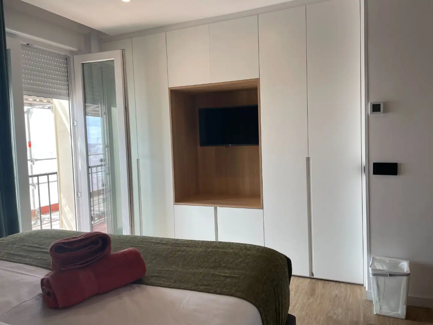 Dormitori de Loft de lloguer en Madrid amb Aire condicionat, Parquet i Moblat