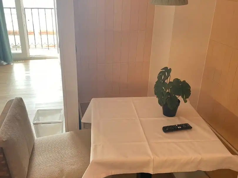 Menjador de Loft de lloguer en Madrid amb Aire condicionat, Parquet i Moblat