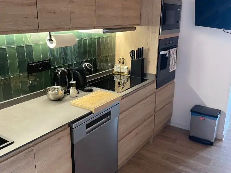 Cuina de Loft de lloguer en Madrid amb Aire condicionat, Parquet i Moblat