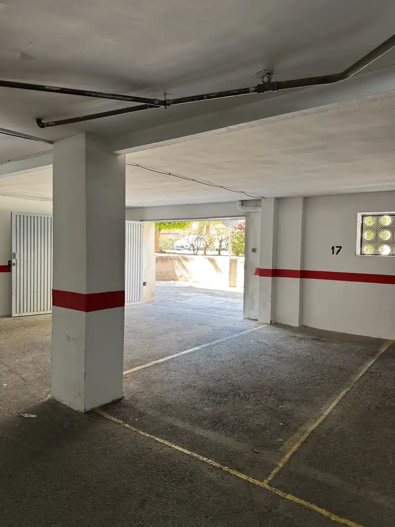 Parkplatz von Garage zur Miete in Alicante / Alacant