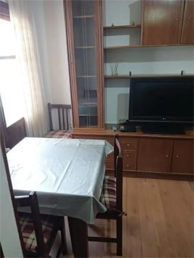 Piso de alquiler en Centro Habitación de Piso de alquiler en Cuenca con Terraza