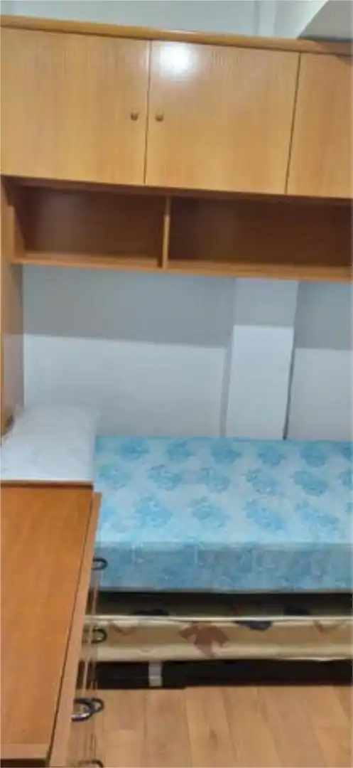 Piso de alquiler en Centro Habitación de Piso de alquiler en Cuenca con Terraza