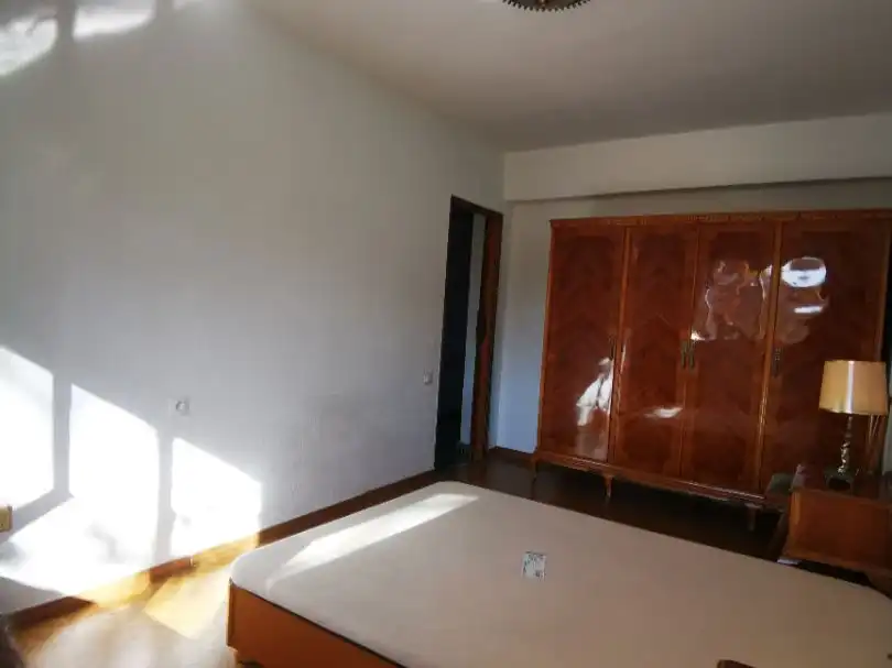 Pis de lloguer a Avenida de Valladolid, 7, Casa de Campo Dormitori de Pis de lloguer en Madrid amb Calefacció, Terrassa i Moblat
