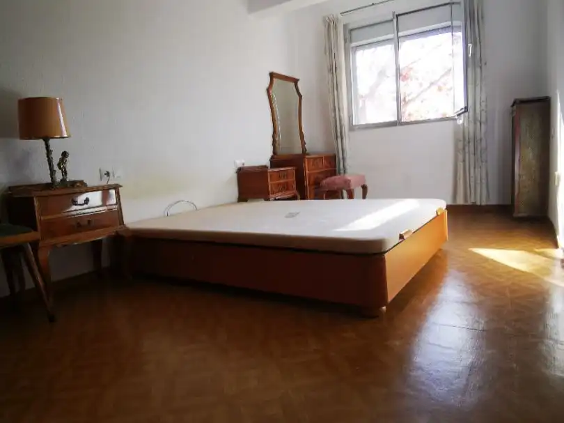 Pis de lloguer a Avenida de Valladolid, 7, Casa de Campo Dormitori de Pis de lloguer en Madrid amb Calefacció, Terrassa i Moblat