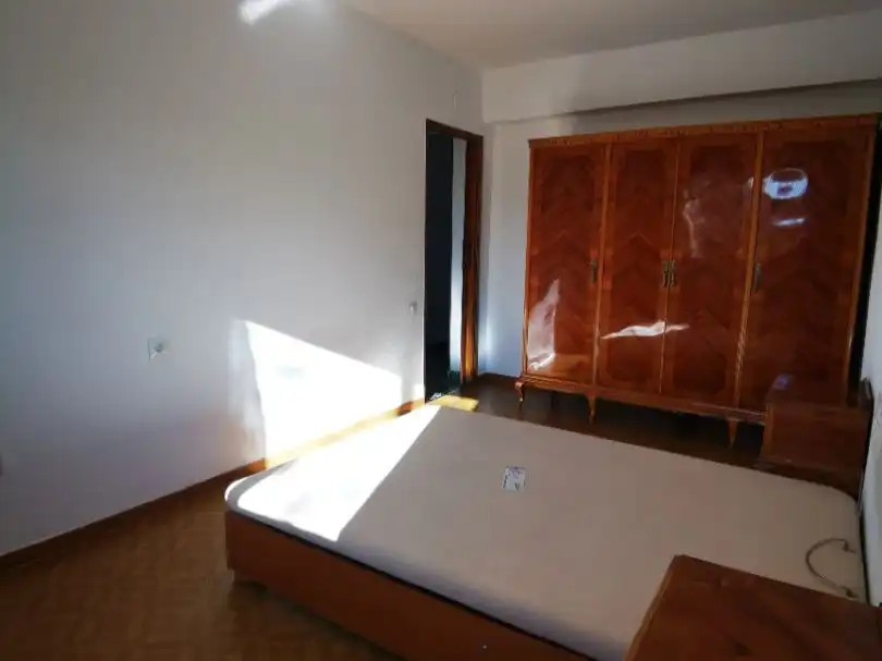 Pis de lloguer a Avenida de Valladolid, 7, Casa de Campo Dormitori de Pis de lloguer en Madrid amb Calefacció, Terrassa i Moblat