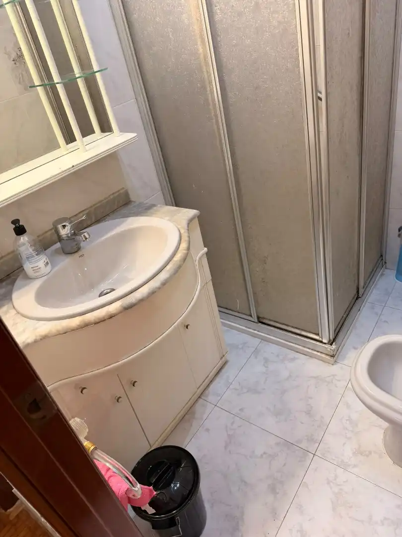 Wohnung zur Miete in Carrer Humbert Torres, 16, Príncep de Viana - Clot -Xalets Humbert Torres Badezimmer von Wohnung zur Miete in Lleida Capital mit Terrasse und Balkon