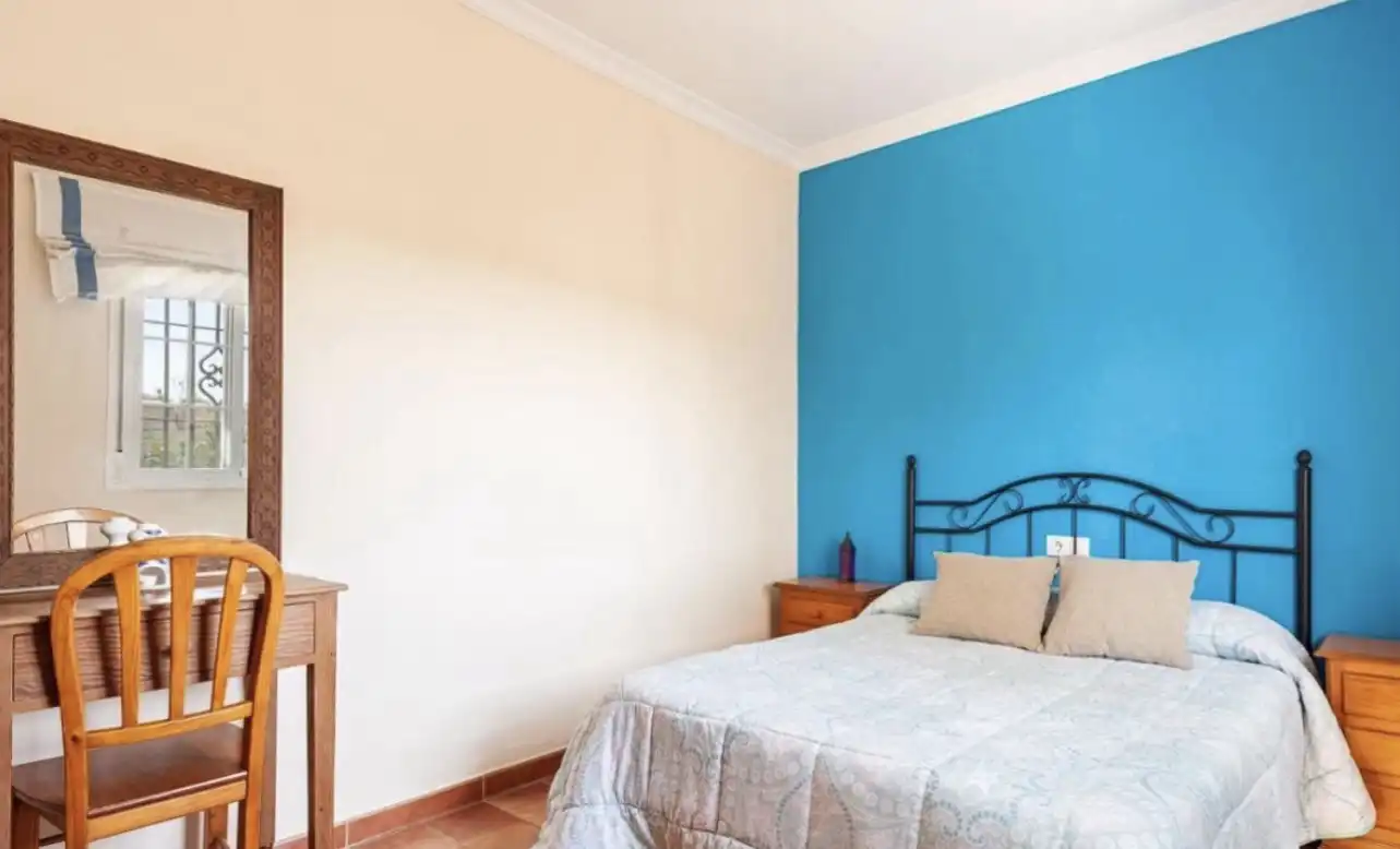 Casa o xalet de lloguer a Calle Pelota, 13, El Pópulo - Santa María Dormitori de Casa o xalet de lloguer en Cádiz amb Aire condicionat, Calefacció i Jardí privat