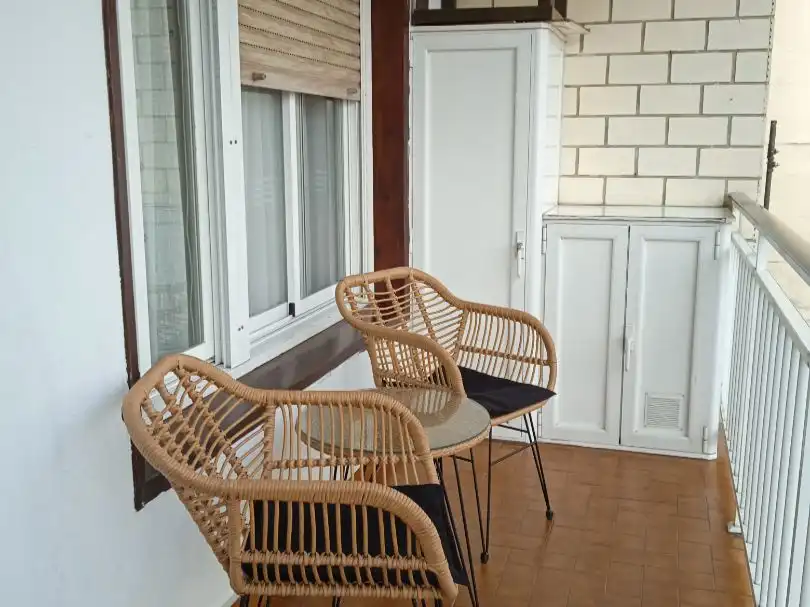 Flat for rent in Calle República de Colombia, 17, Zona Playa Balcony of Flat for rent in Laredo with Heating, Terrace and Furnished