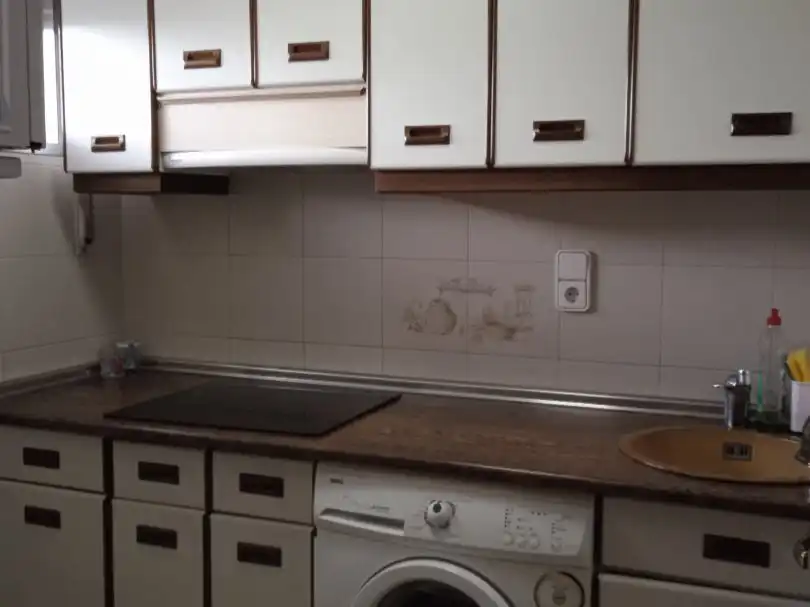 Flat for rent in Calle República de Colombia, 17, Zona Playa Kitchen of Flat for rent in Laredo with Heating, Terrace and Furnished