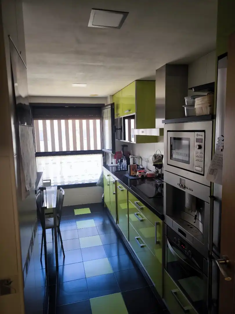 Piso en venta en Calle Sorbona, 7, Universidad - Las Huelgas Cocina de Piso en venta en Burgos con Jardín privado y Balcón