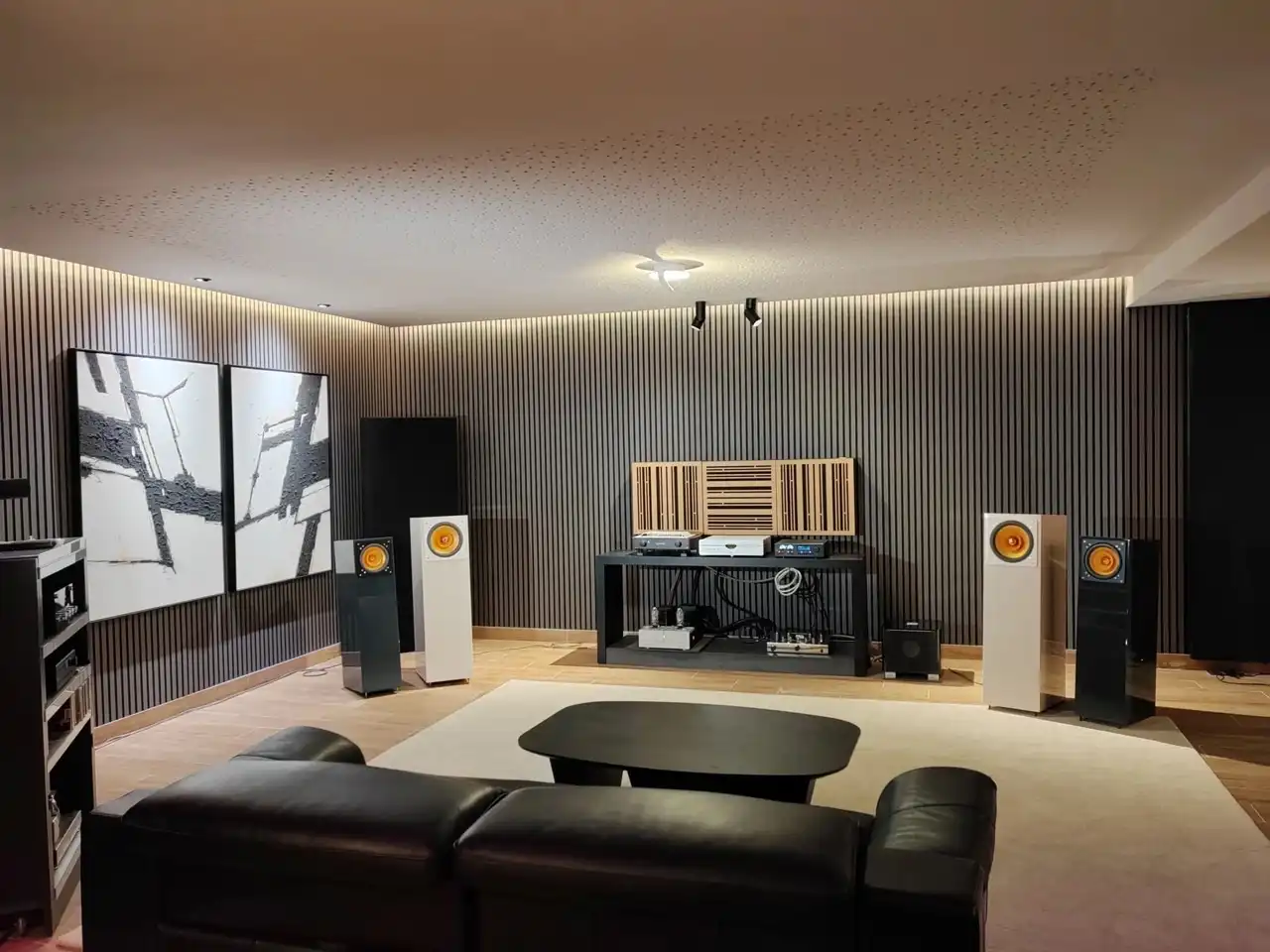 Wohnung zum Verkauf in Avenida del Rosario, 6, El Rosario - Ricmar Wohnzimmer von Wohnung zum Verkauf in Marbella mit Klimaanlage, Heizung und Privatgarten