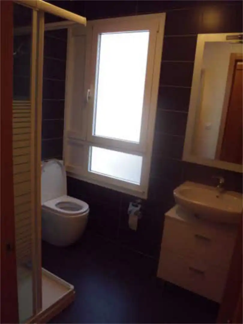 Apartments for rent in Fingoi Bathroom of Apartments for rent in Lugo with Heating and Furnished