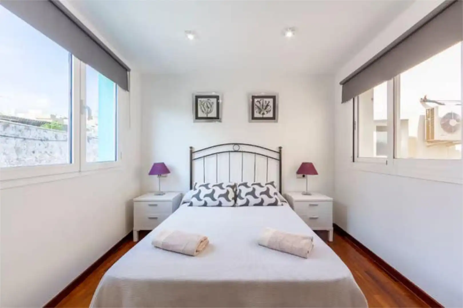 Dormitori de Apartament de lloguer en Adra amb Calefacció i Moblat