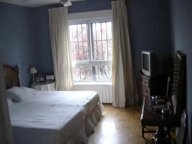 Einfamilien-Reihenhaus zur Miete in Colonia