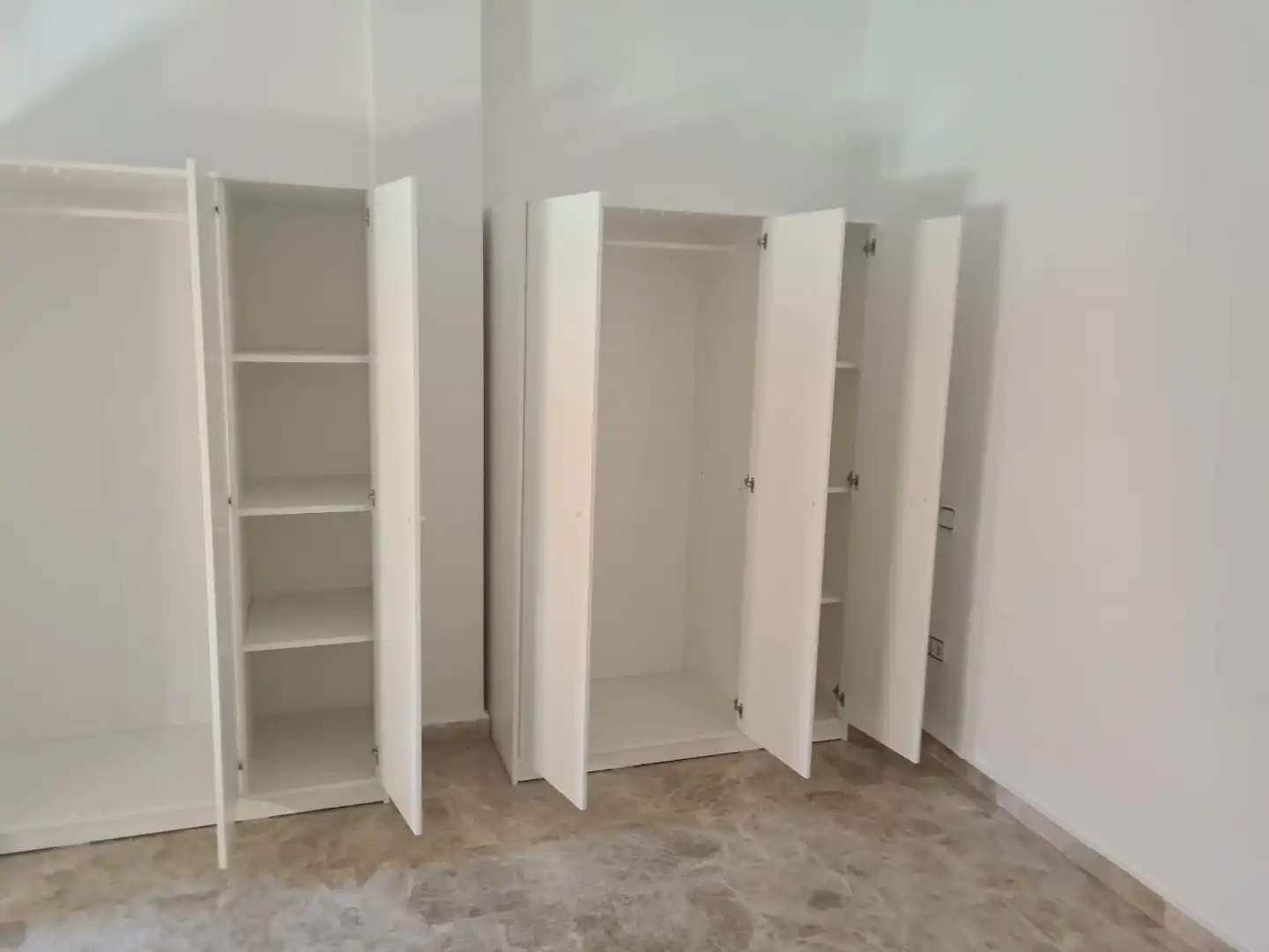 Piso en venta en Calle Becea, 11, Santa María - Pio XII Habitación de Piso en venta en Ciudad Real con Calefacción, Piscina y Amueblado