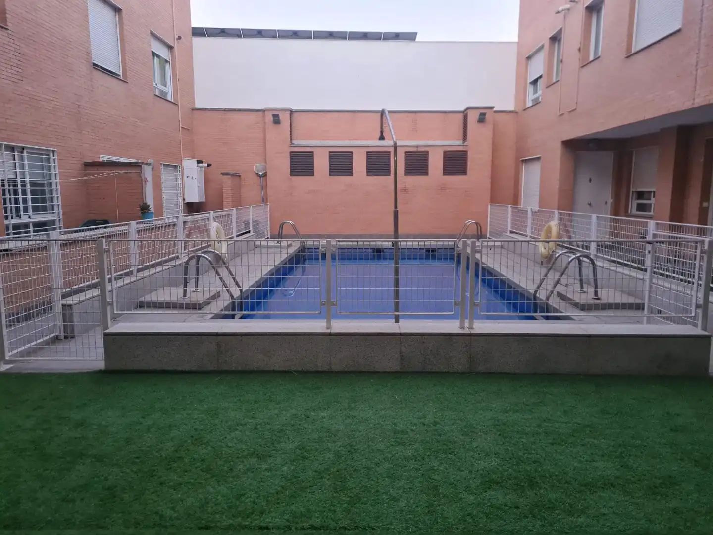 Piso en venta en Calle Becea, 11, Santa María - Pio XII Piscina de Piso en venta en Ciudad Real con Calefacción, Piscina y Amueblado