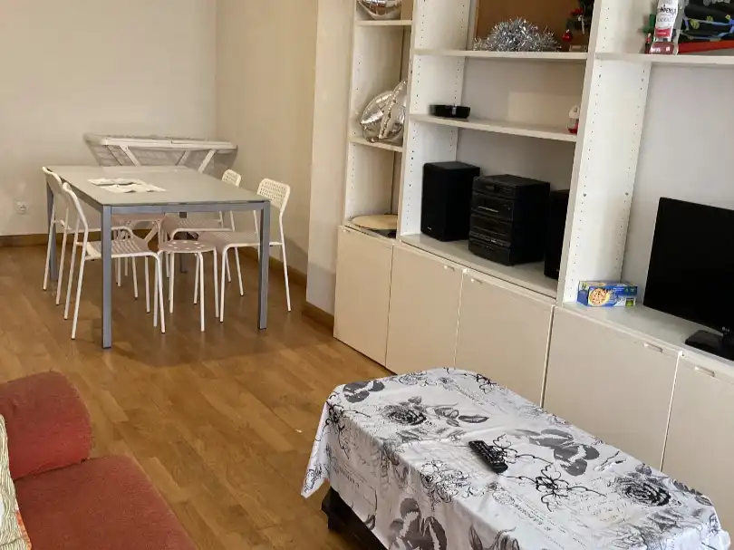 Wohnung zur Miete in Calle Coimbra, 1, Universidad - Las Huelgas Esszimmer von Wohnung zur Miete in Burgos Capital mit Balkon