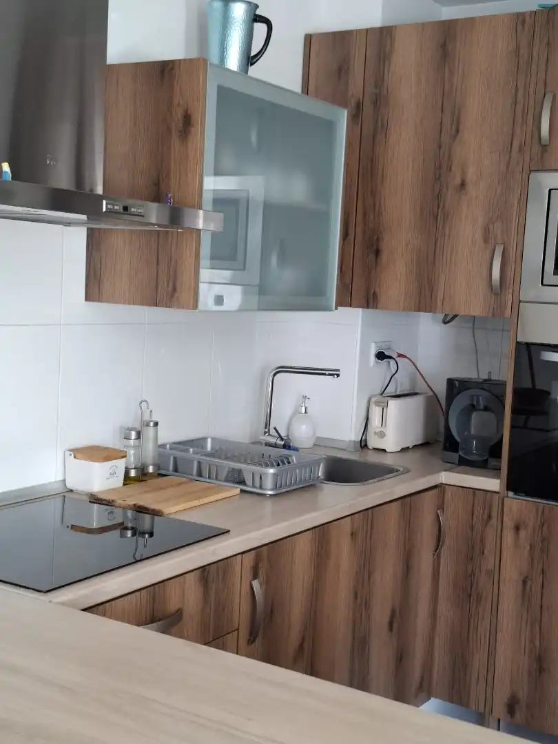 Piso de alquiler en Carretera Turre, 9, Las Escobetas Cocina de Piso de alquiler en Garrucha con Aire acondicionado, Calefacción y Terraza