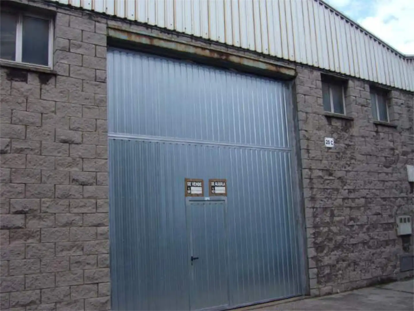 Commercial properties for rent in Soto de Viñuelas Exterior view of Commercial properties for rent in Tres Cantos
