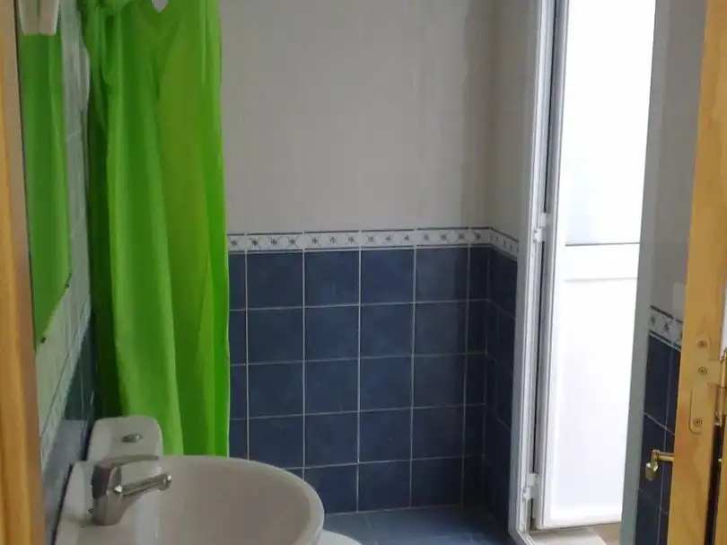 Dúplex en venta en Calle Federico Garcia Lorca, 1, Aznalcóllar Baño de Dúplex en venta en Aznalcóllar con Aire acondicionado