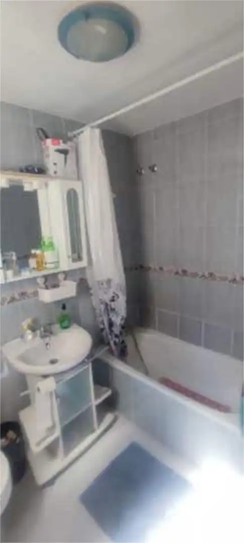 Flat for sale in Navalmoral de la Mata Bathroom of Flat for sale in Navalmoral de la Mata with Terrace, Storage room and Furnished