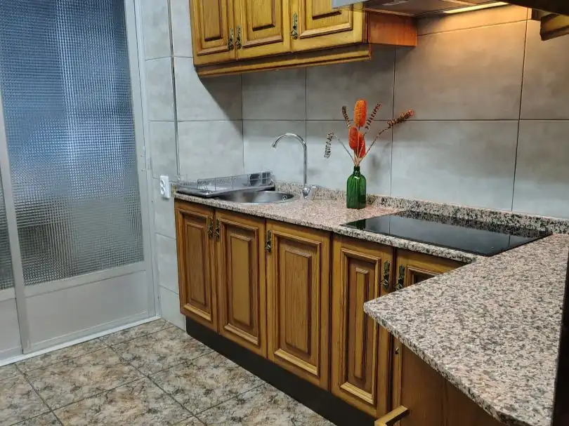 Cuina de Pis de lloguer en  Jaén Capital amb Aire condicionat i Terrassa