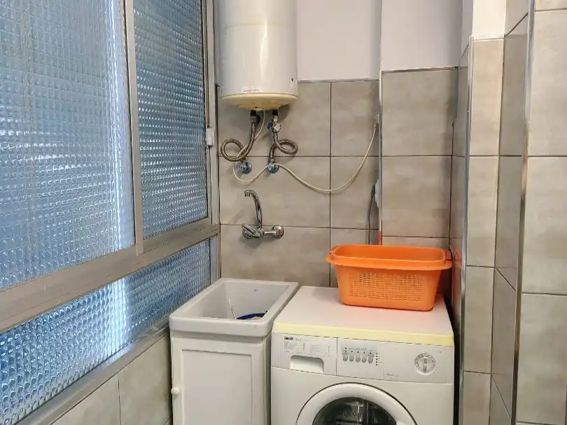 Bany de Pis de lloguer en  Jaén Capital amb Aire condicionat i Terrassa