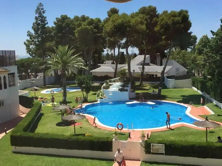 Piso de alquiler en Avenida Juan Melgarejo, 6, Vistahermosa - Fuentebravía Piscina de Piso de alquiler en El Puerto de Santa María con Terraza, Piscina y Balcón