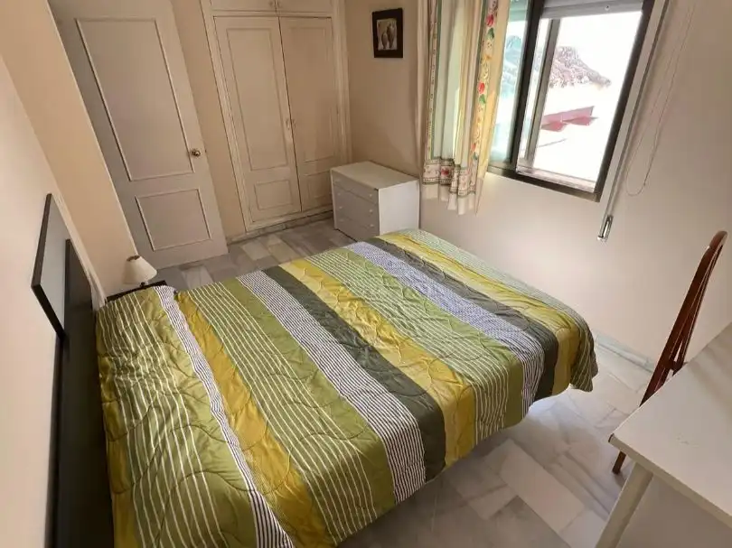 Piso de alquiler en Avenida Juan Melgarejo, 6, Vistahermosa - Fuentebravía Habitación de Piso de alquiler en El Puerto de Santa María con Terraza, Piscina y Balcón