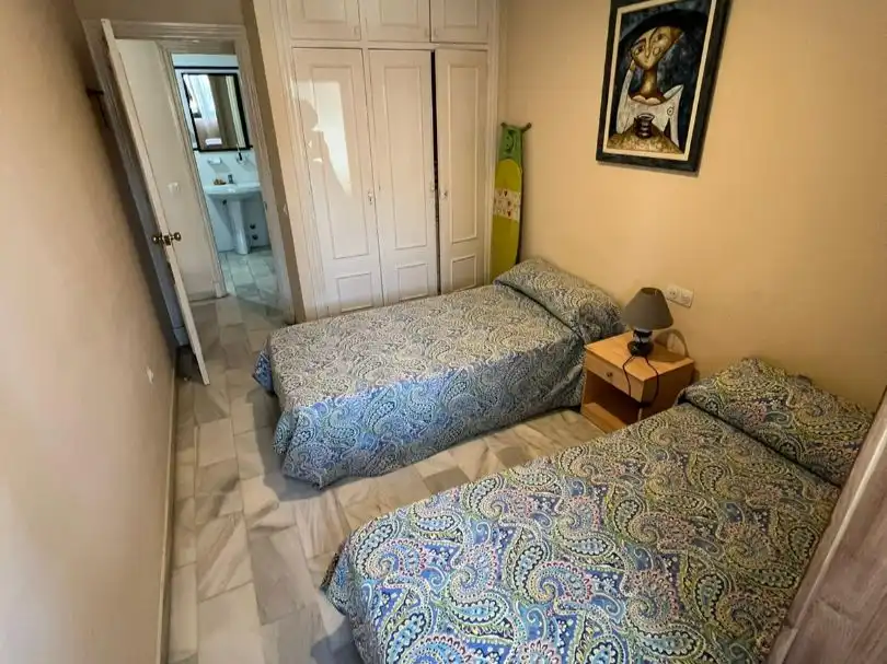 Piso de alquiler en Avenida Juan Melgarejo, 6, Vistahermosa - Fuentebravía Habitación de Piso de alquiler en El Puerto de Santa María con Terraza, Piscina y Balcón