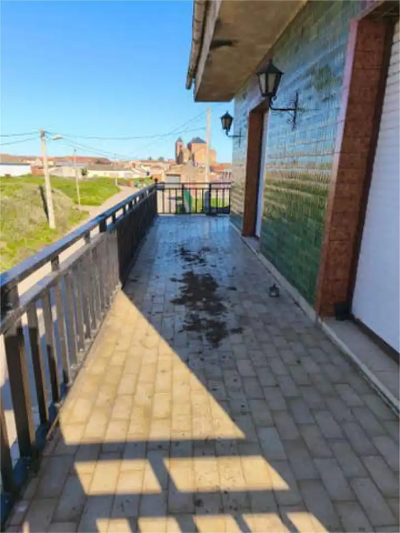 Casa o xalet en venda a Villanueva del Campo Terrassa de Casa o xalet en venda en Villanueva del Campo amb Calefacció, Jardí privat i Terrassa