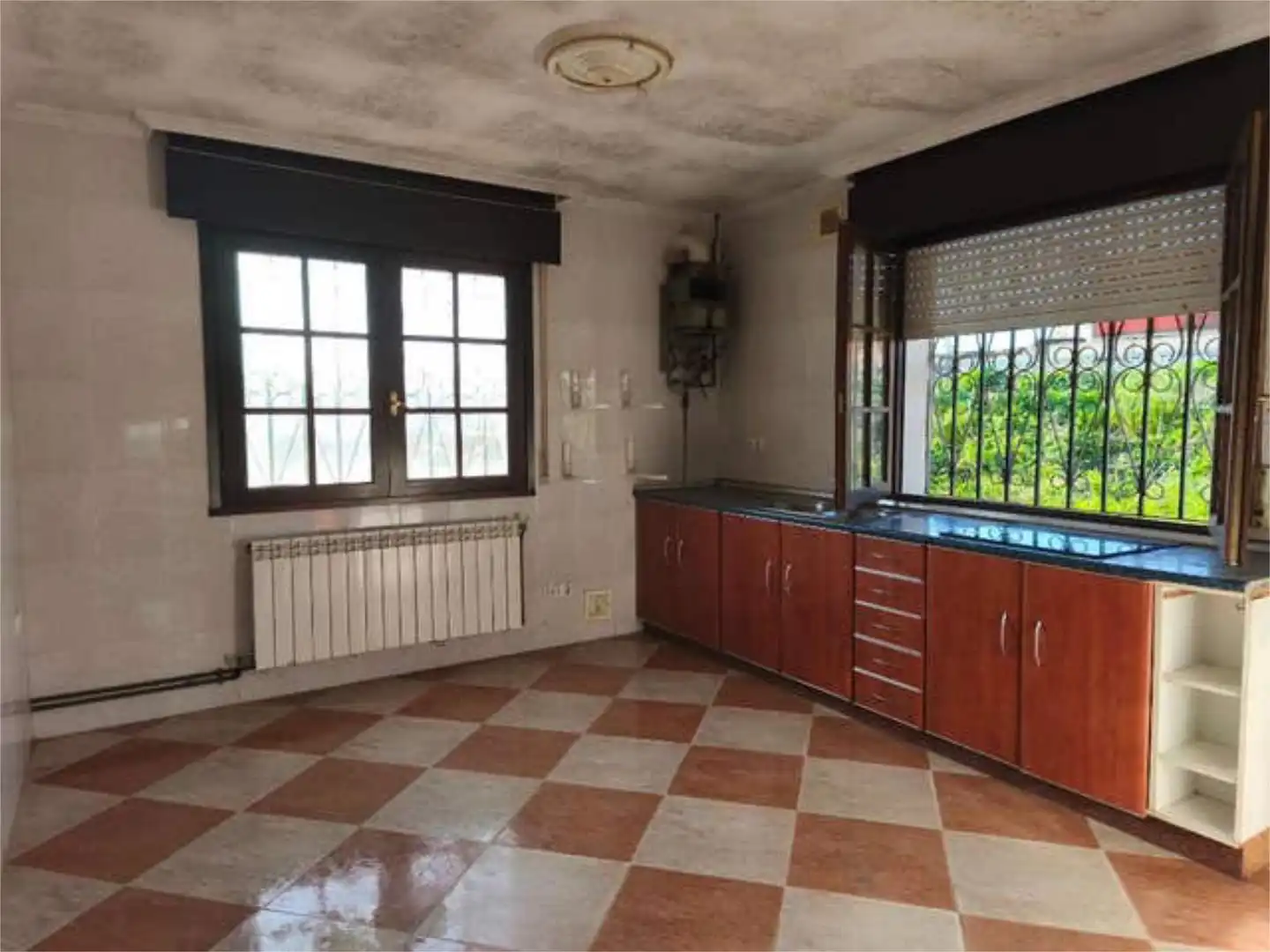 Casa o xalet en venda a Villanueva del Campo Cuina de Casa o xalet en venda en Villanueva del Campo amb Calefacció, Jardí privat i Terrassa