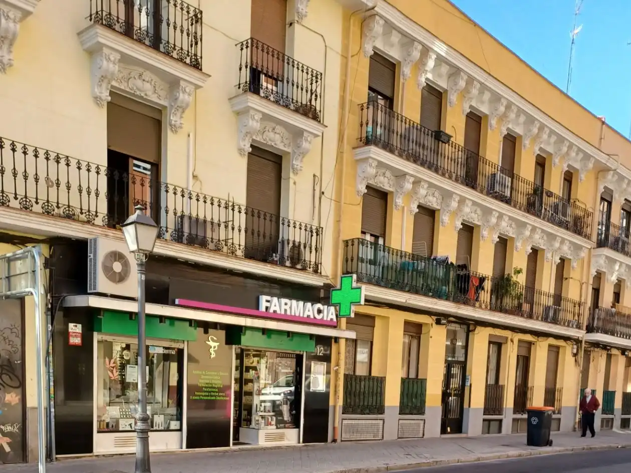 Apartamento de alquiler en Calle de Bustamante, 10, Delicias Apartamento de alquiler en Madrid con Aire acondicionado, Calefacción y Trastero