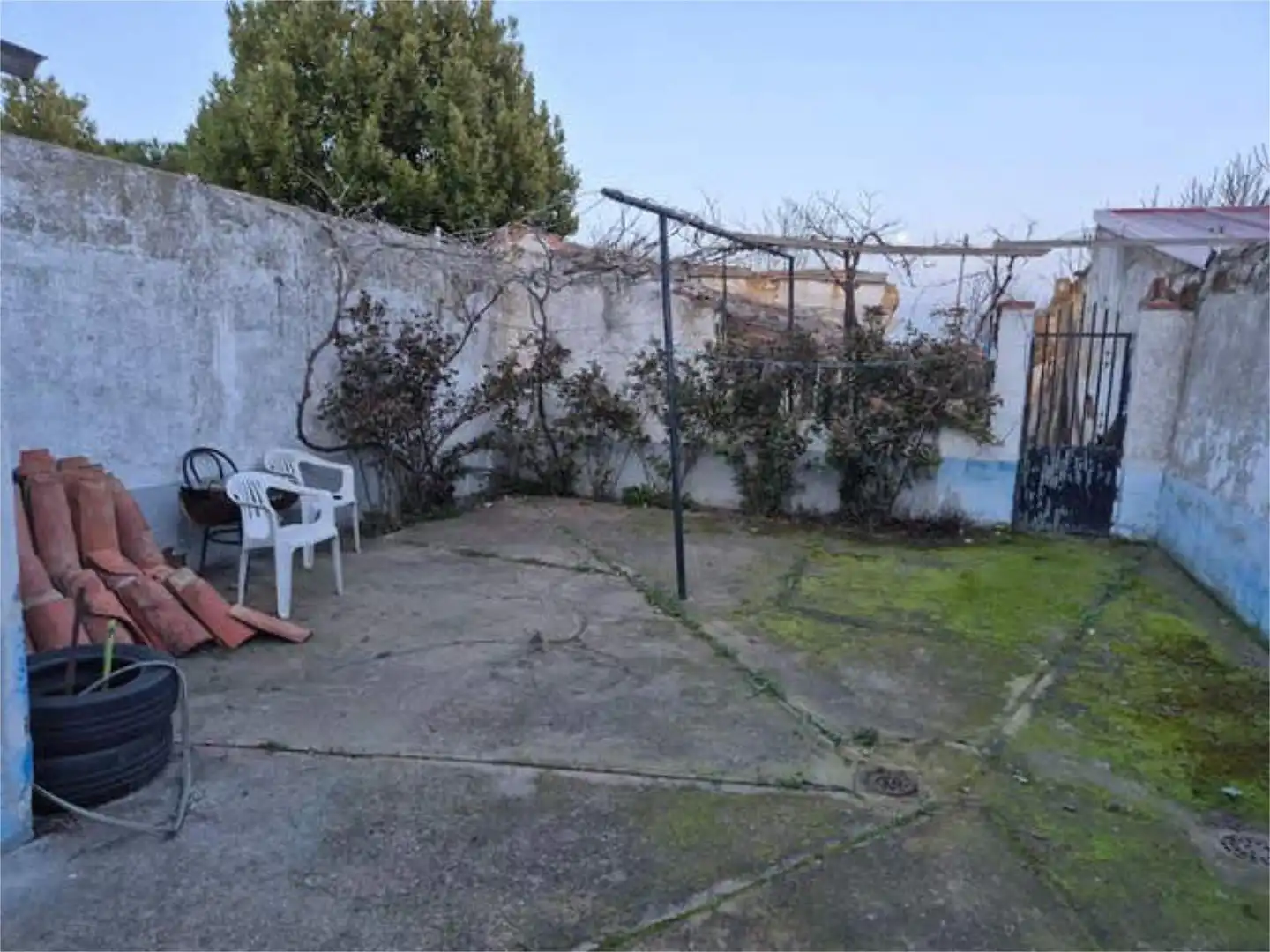 Garden of Houses for sale in Villademor de la Vega  with Private garden