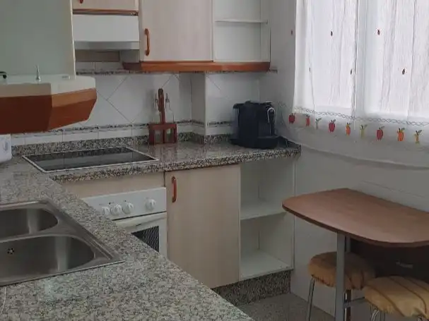 Flat for rent in Calle América, 14, Badajoz Capital Kitchen of Flat for rent in Badajoz Capital with Air Conditioner and Balcony