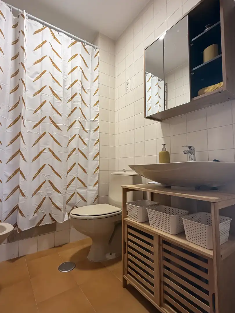Badezimmer von Wohnung zur Miete in Pontedeume mit Terrasse, Möbliert und Gemeinschaftsparkplatz