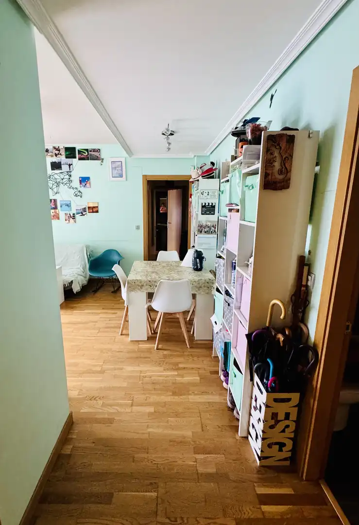 Ground floor for sale in Padura Kalea, Güeñes Dining room of Ground floor for sale in Güeñes with Heating, Private garden and Parquet flooring