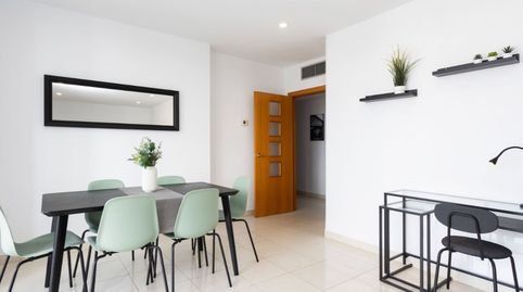 Piso en venta en Calle Los Llanos Seis, 5, Los Llanos - El Cabo, Santa Cruz de Tenerife Capital - imagen 2 Foto 2 de Piso en venta en Calle Los Llanos Seis, 5, Los Llanos - El Cabo, Santa Cruz de Tenerife Capital