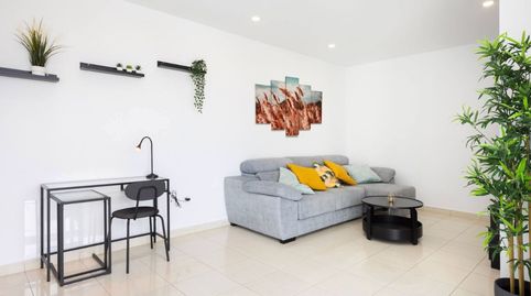 Piso en venta en Calle Los Llanos Seis, 5, Los Llanos - El Cabo, Santa Cruz de Tenerife Capital - imagen 4 Foto 4 de Piso en venta en Calle Los Llanos Seis, 5, Los Llanos - El Cabo, Santa Cruz de Tenerife Capital