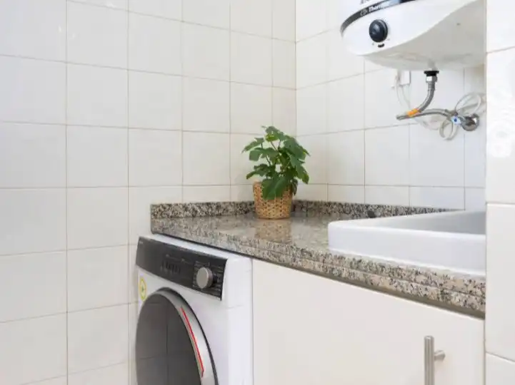 Piso en venta en Calle Los Llanos Seis, 5, La Salud - La Salle Cocina de Piso en venta en Santa Cruz de Tenerife Capital con Aire acondicionado