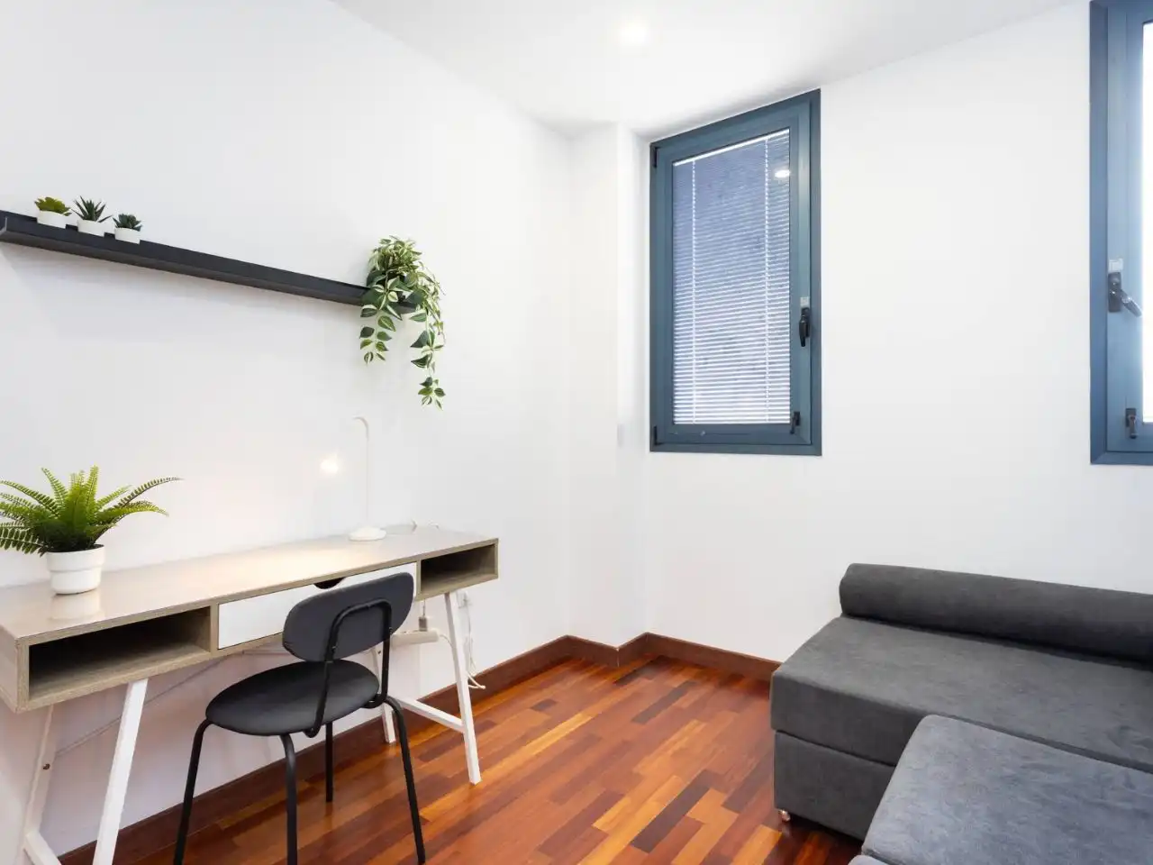 Piso en venta en Calle Los Llanos Seis, 5, La Salud - La Salle Habitación de Piso en venta en Santa Cruz de Tenerife Capital con Aire acondicionado