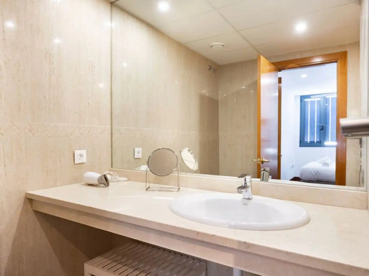 Piso en venta en Calle Los Llanos Seis, 5, La Salud - La Salle Baño de Piso en venta en Santa Cruz de Tenerife Capital con Aire acondicionado