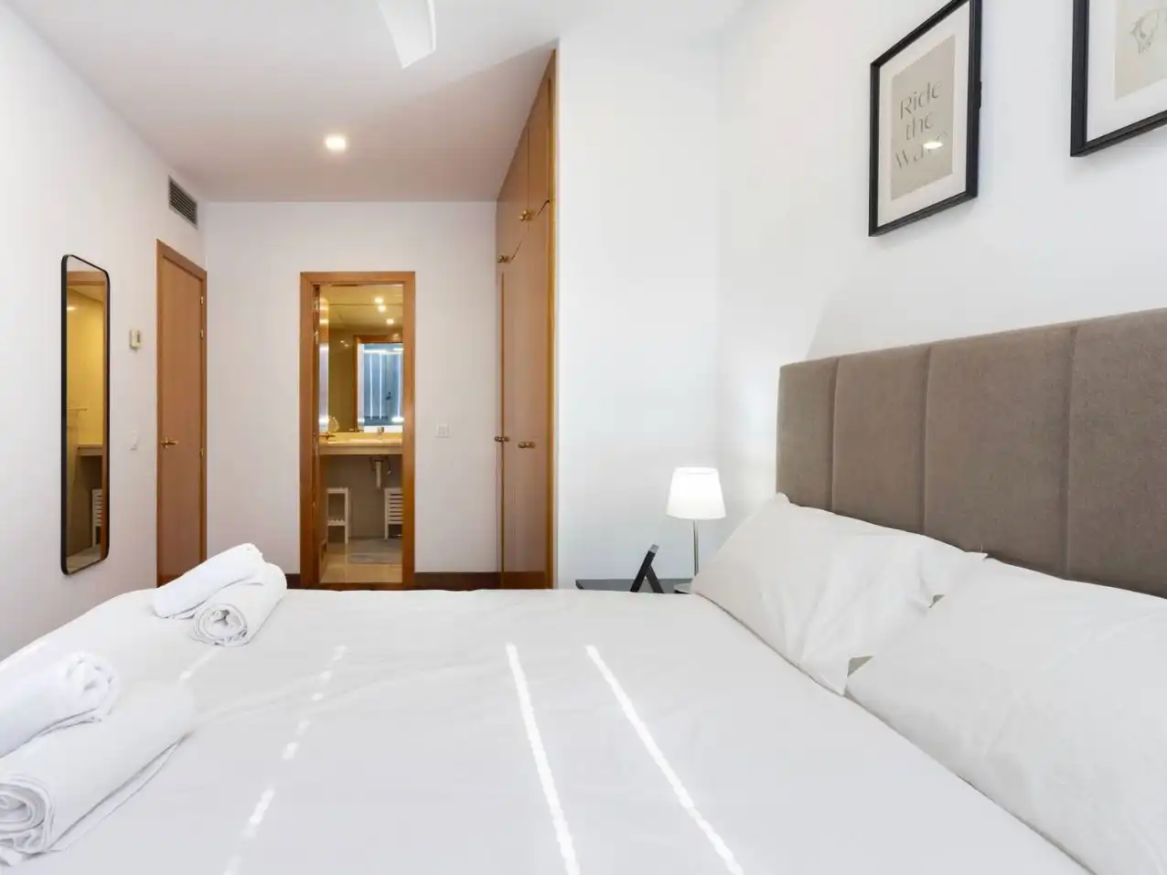 Piso en venta en Calle Los Llanos Seis, 5, La Salud - La Salle Habitación de Piso en venta en Santa Cruz de Tenerife Capital con Aire acondicionado