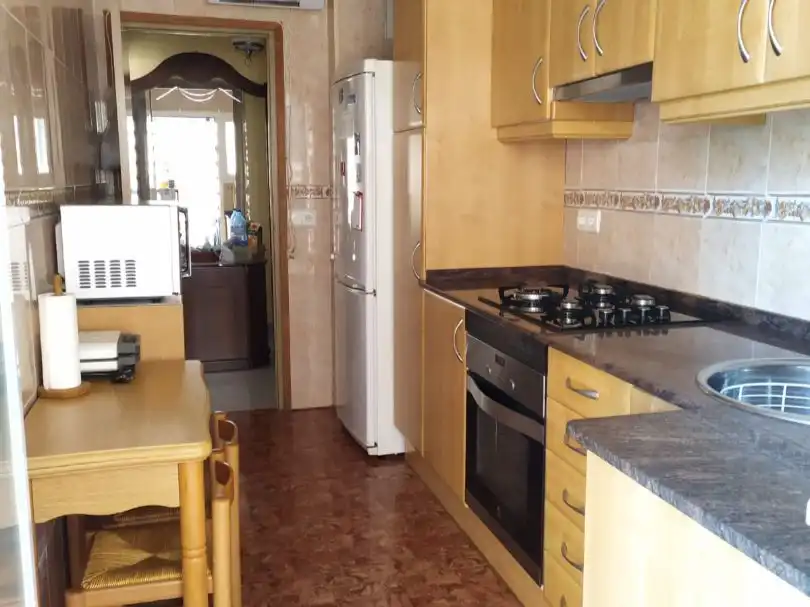 Habitación en Avinguda dels Països Catalans, 6, Ponent Habitación en Avinguda dels Països Catalans, 6, Ponent