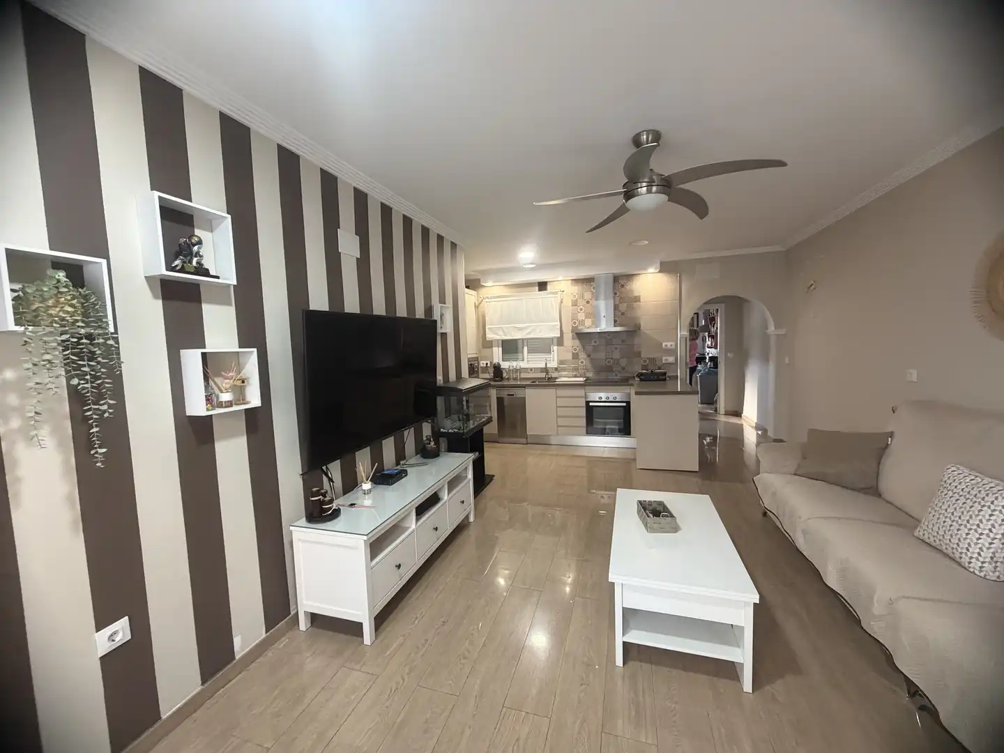 Detached homes for sale in Calle Cerón, 36, Caballero Bonald - San José Obrero - Guadalcacín Living room of Detached homes for sale in Jerez de la Frontera with Air Conditioner