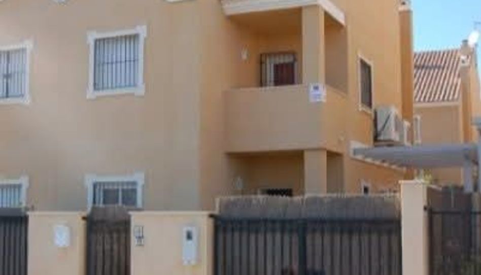 Casa o chalet de alquiler en Calle Salvia, 40, Espartinas Pueblo, Espartinas - imagen 1 Foto 1 de Casa o chalet de alquiler en Calle Salvia, 40, Espartinas Pueblo, Espartinas